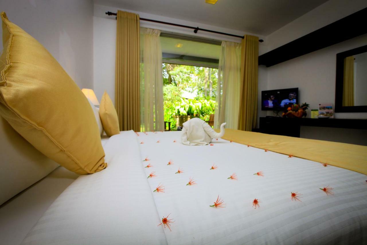 Grand Udawalawe Safari Resort Exterior foto